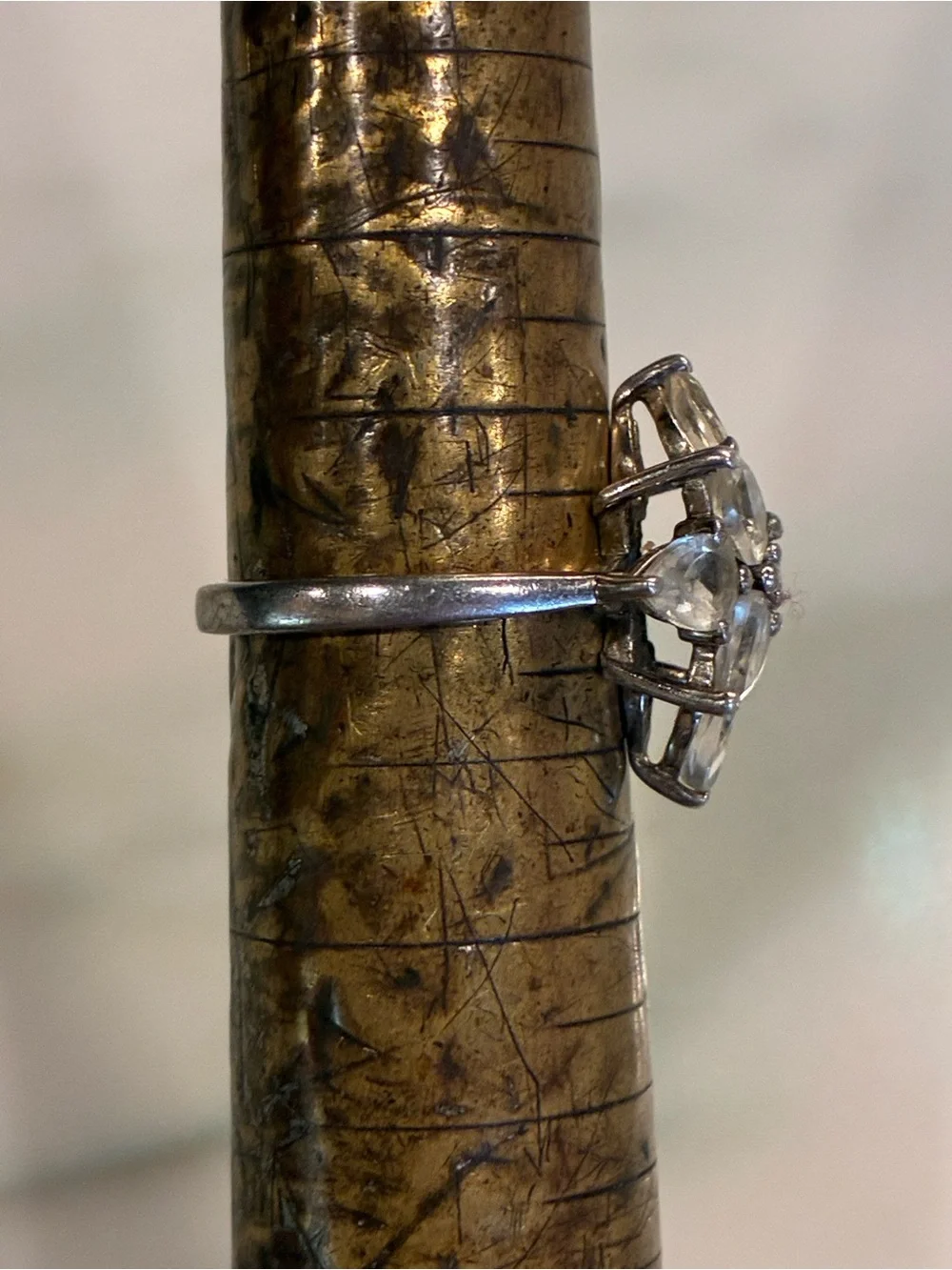 925 Sterling Silver Cluster Ring Size 7  - Women